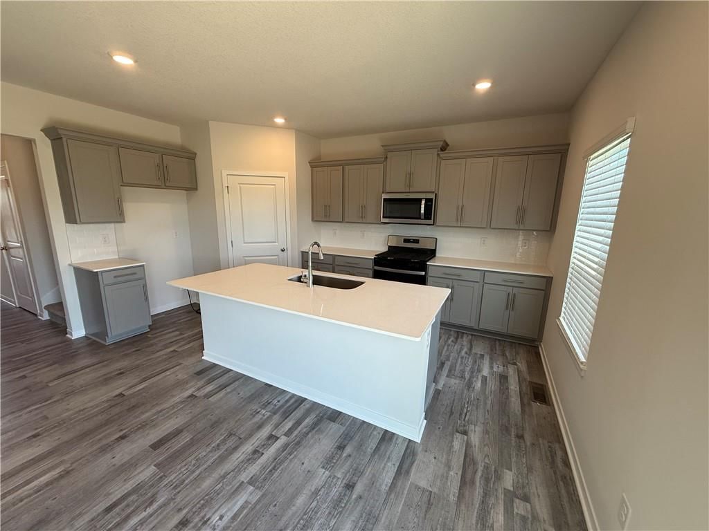 21805 Vinci Circle — photo 5