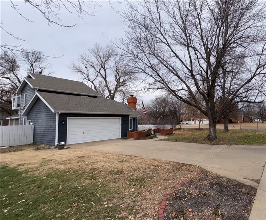 404 Seitz Drive — photo 3