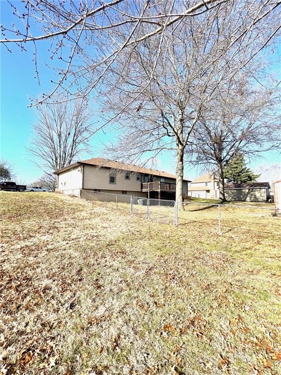 204 Stayton Drive — photo 3