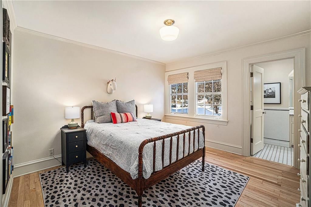 2115 W 61st Terrace — photo 45