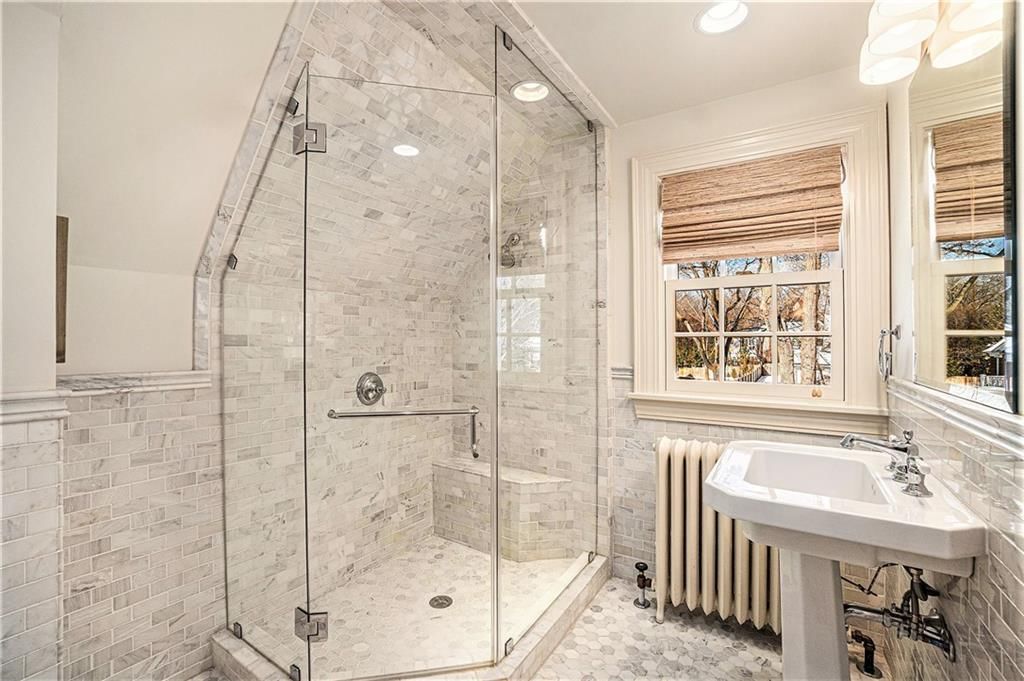 2115 W 61st Terrace — photo 48