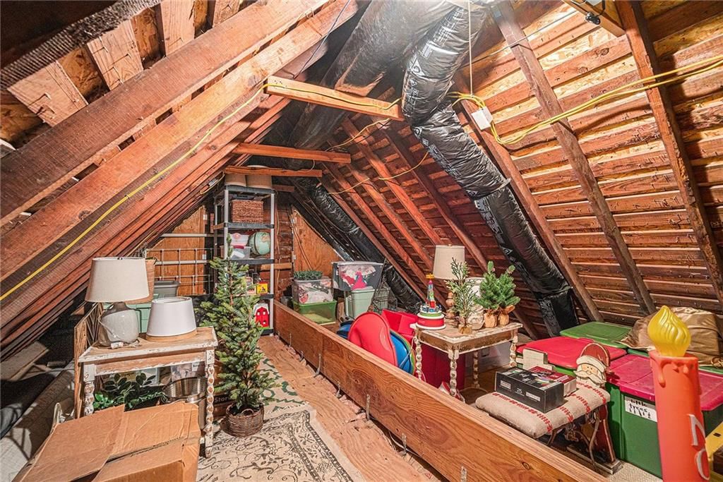 2115 W 61st Terrace — photo 56