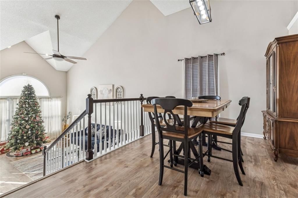 1223 NE CARDINAL Circle — photo 9