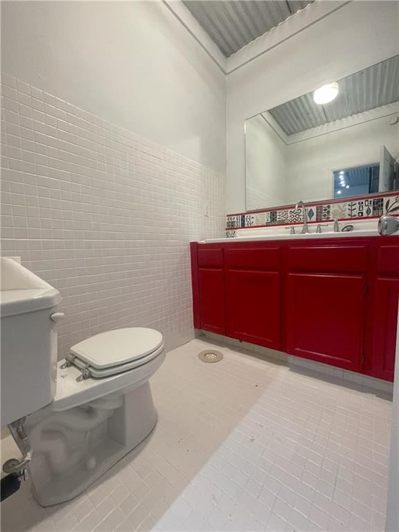415 E 33rd Street — photo 7