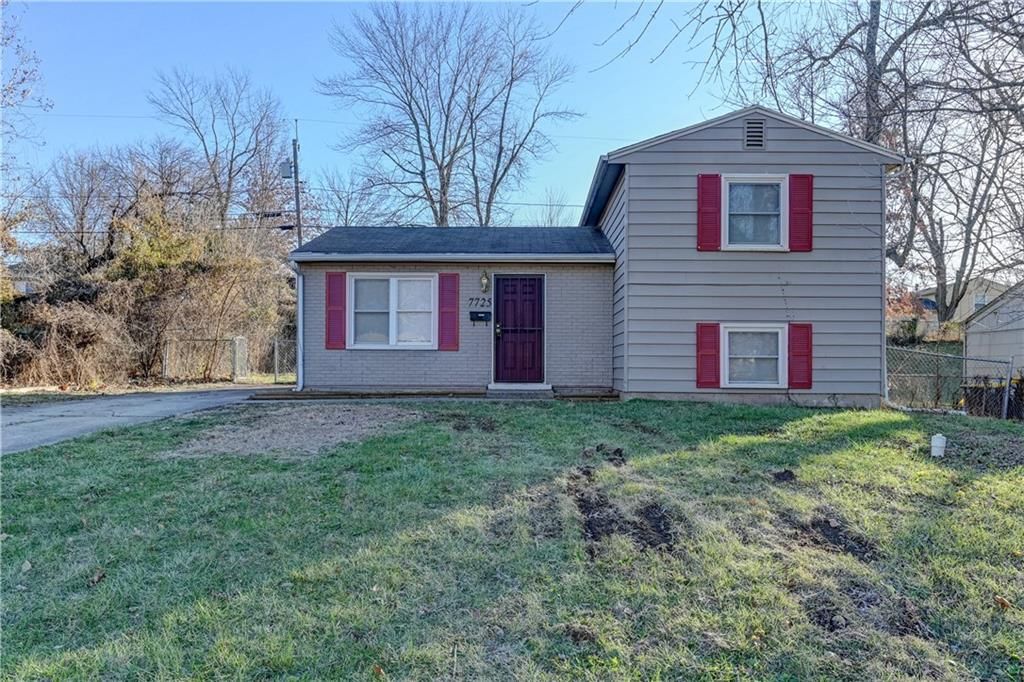 7725 E 51ST Street, Kansas City, MO