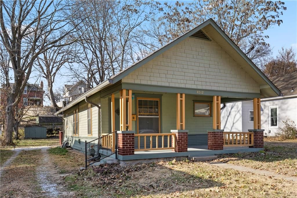 4512 CAMBRIDGE Street, Kansas City, KS