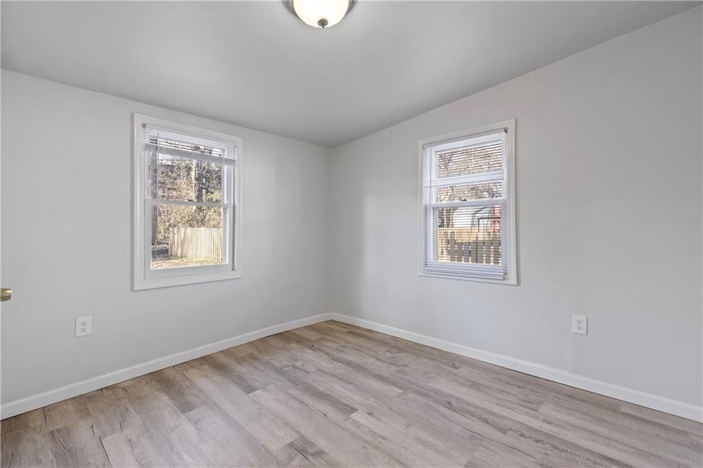 4512 CAMBRIDGE Street — photo 11