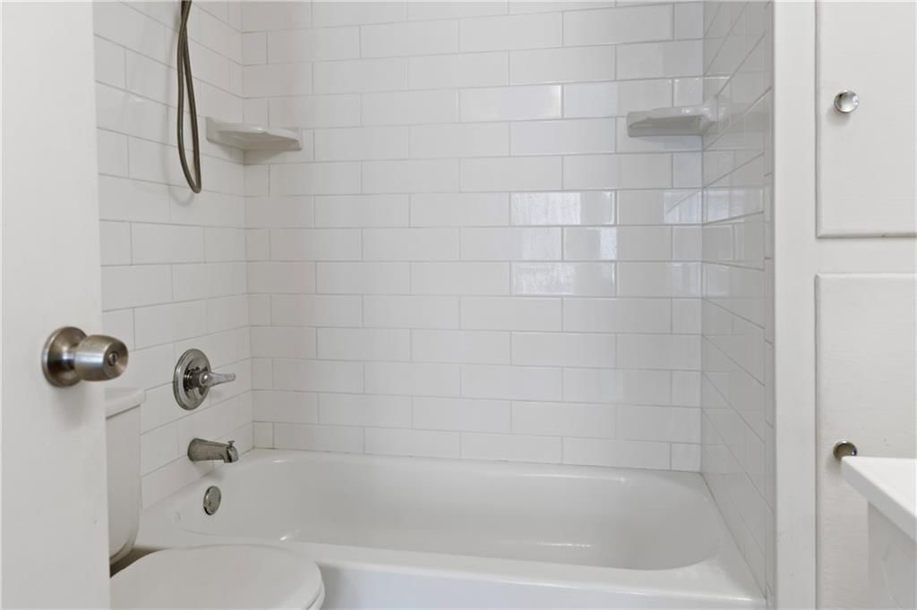 4512 CAMBRIDGE Street — photo 16