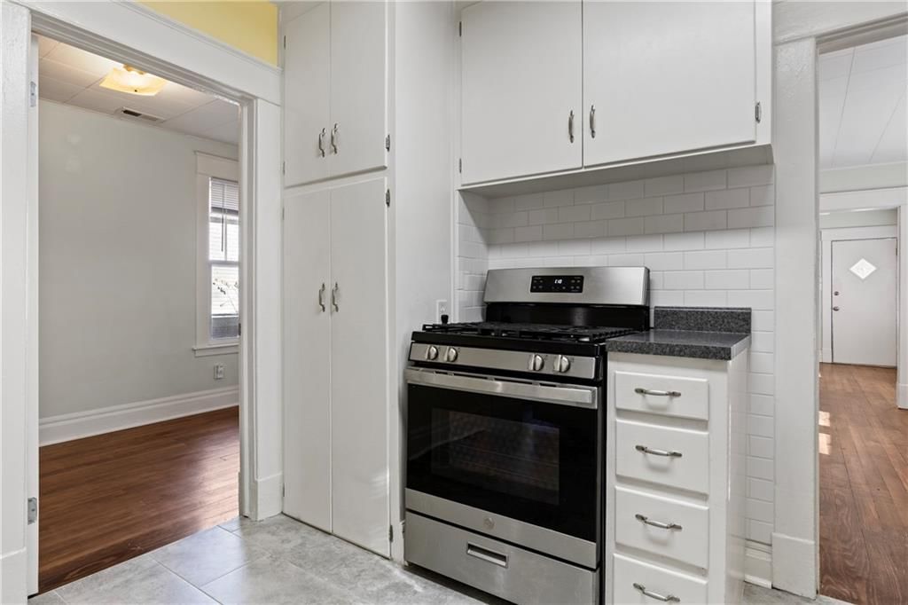 4512 CAMBRIDGE Street — photo 10
