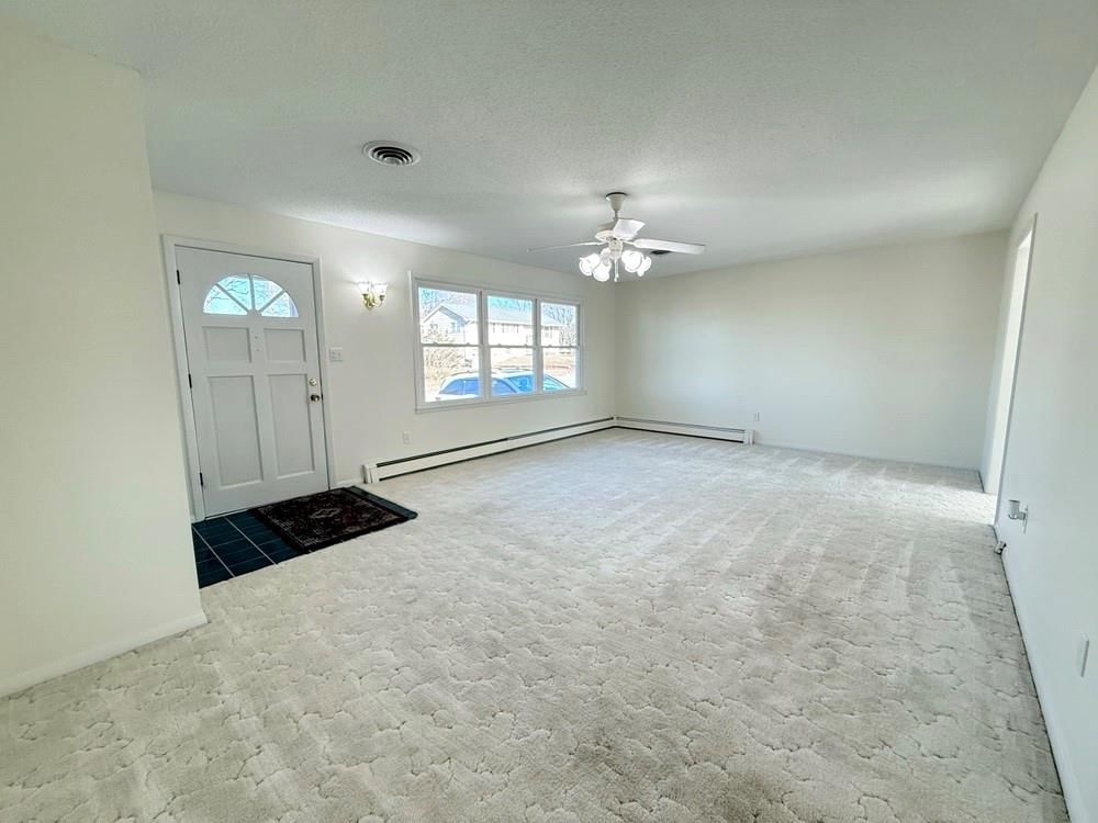 202 W Freeman Street — photo 11