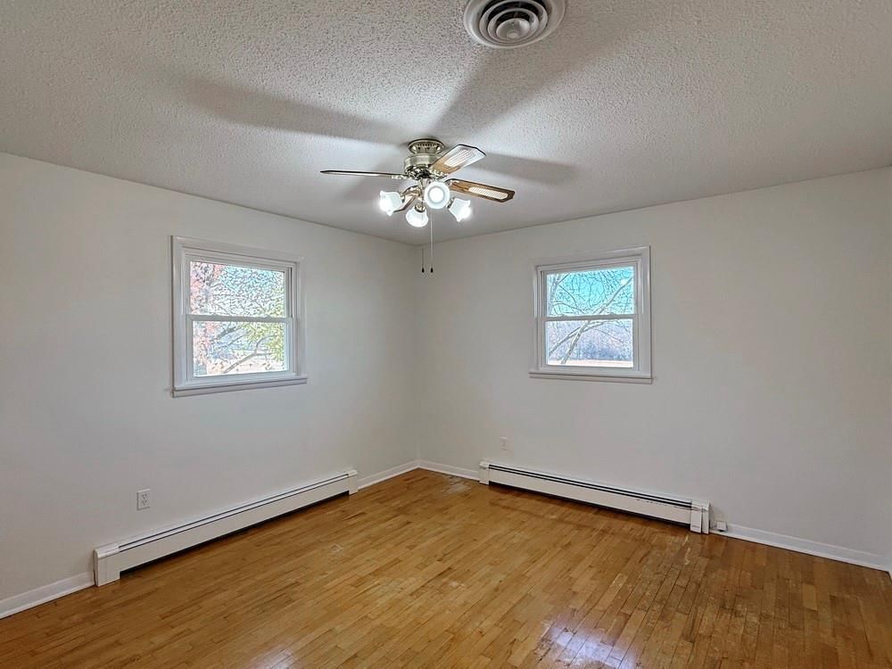 202 W Freeman Street — photo 21