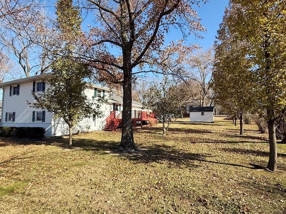 202 W Freeman Street — photo 44