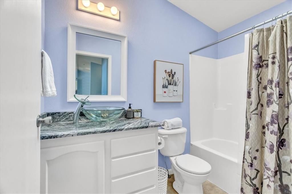 404 NE Poplar Court — photo 19