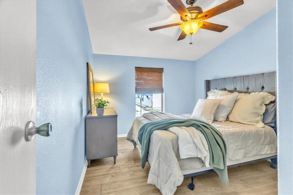 404 NE Poplar Court — photo 20