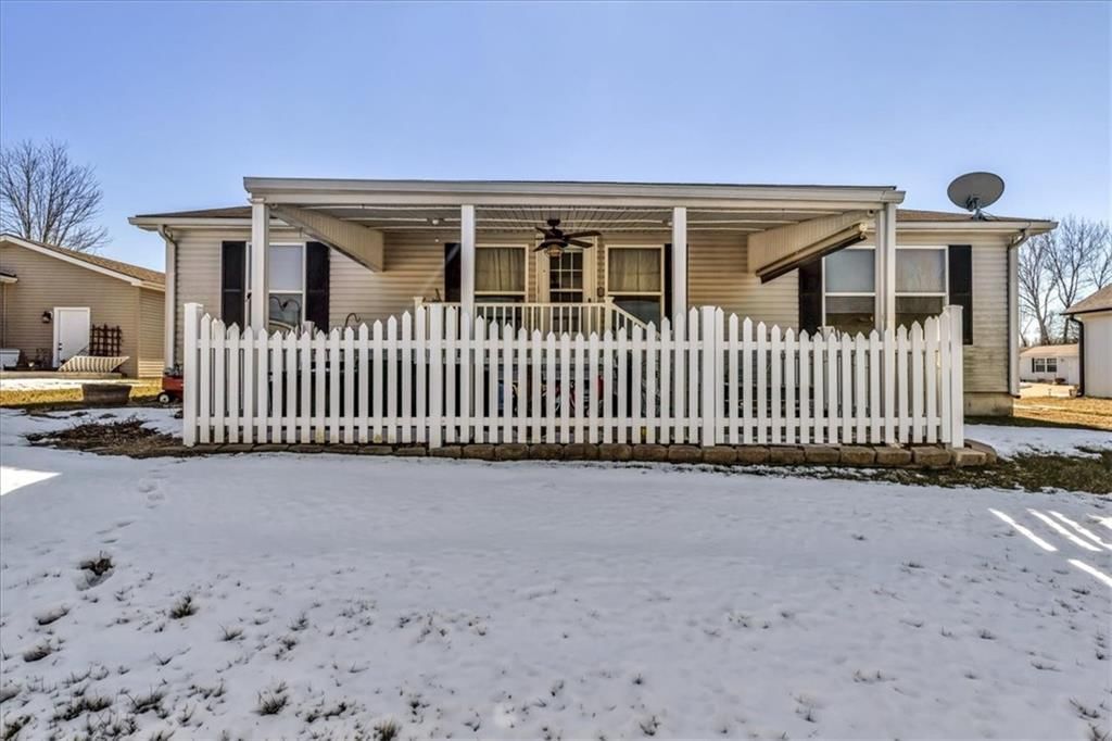 404 NE Poplar Court — photo 24