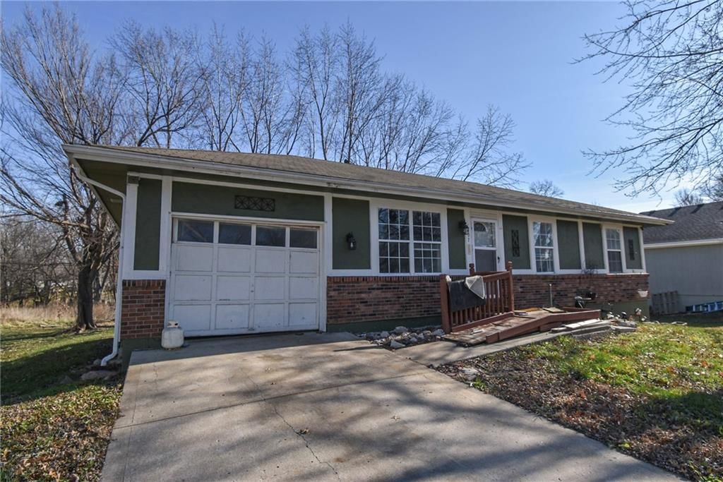 1407 SE Hillside Drive — photo 7