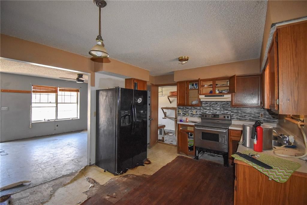 1407 SE Hillside Drive — photo 10