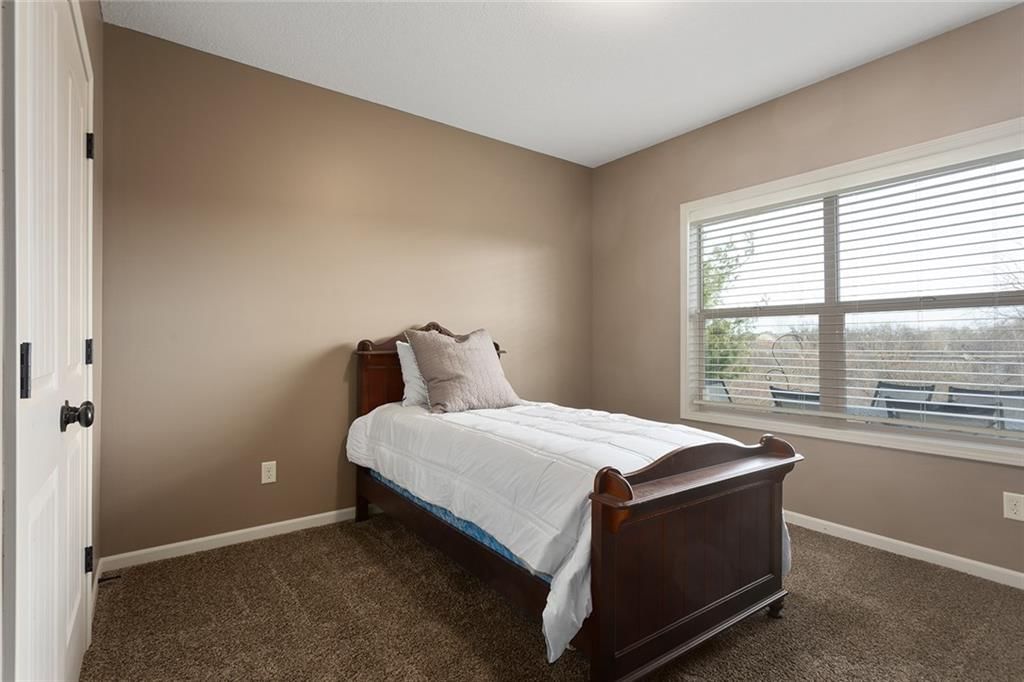 9539 N Hunter Avenue — photo 24