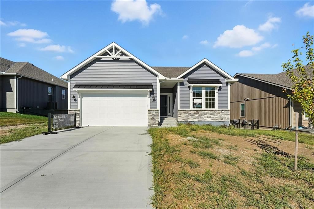 9702 N Amoret Avenue — photo 2
