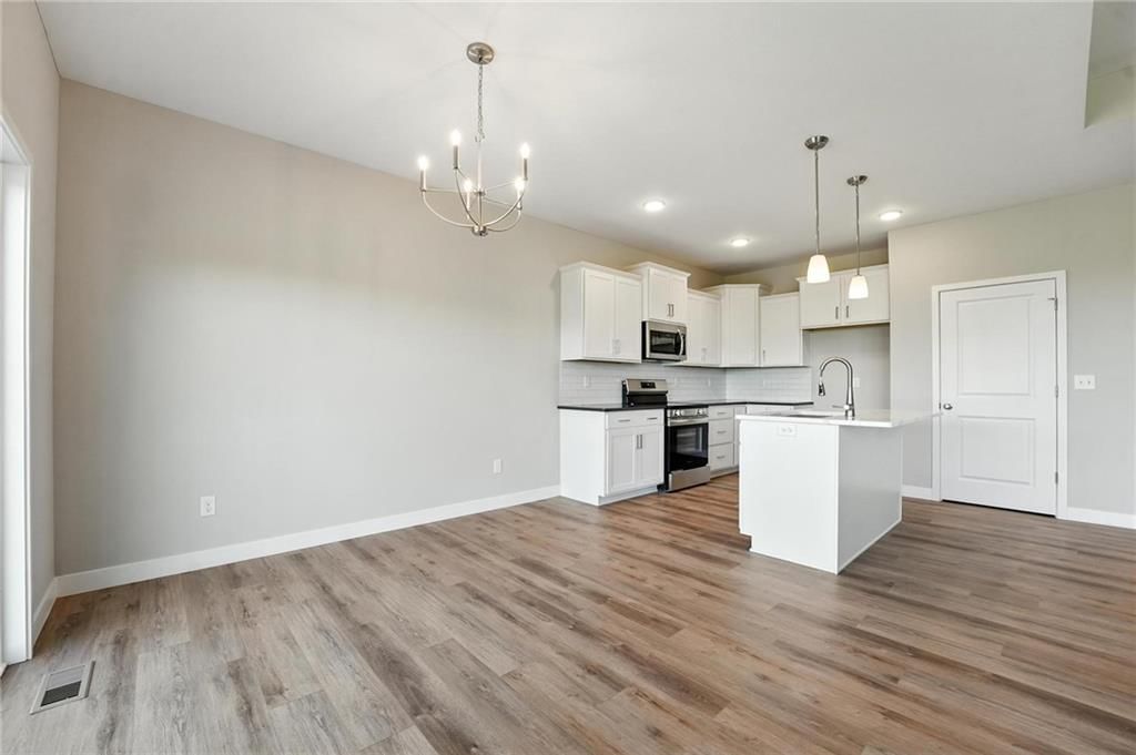 9702 N Amoret Avenue — photo 15
