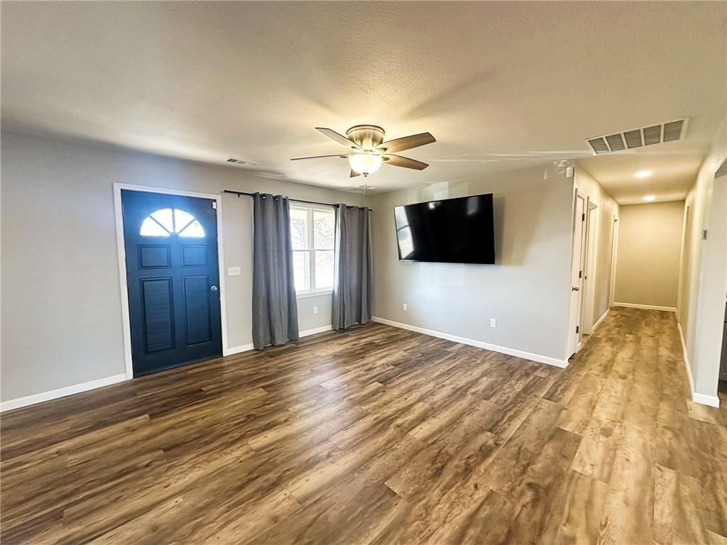2157 45th Street — photo 16