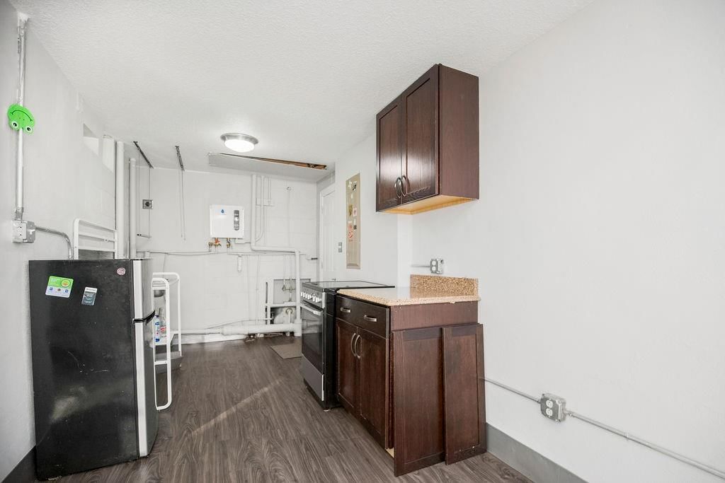 5212 NE 46th Street — photo 7