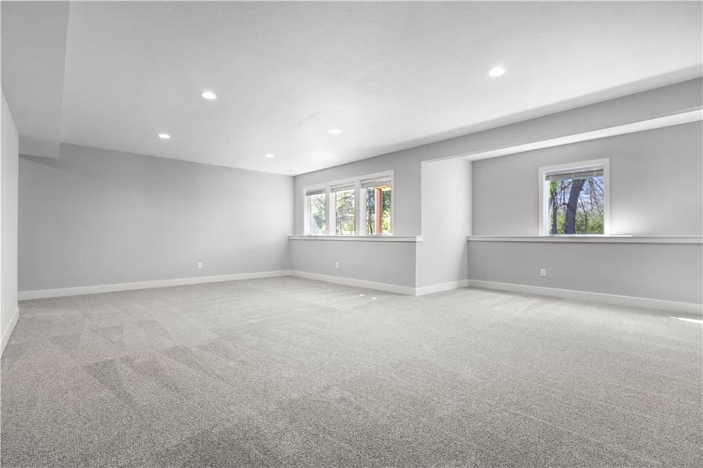 1149 SW Whitby Drive — photo 23
