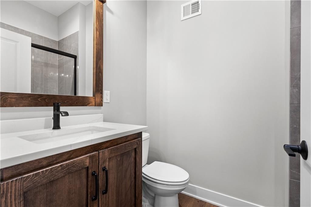 1149 SW Whitby Drive — photo 5