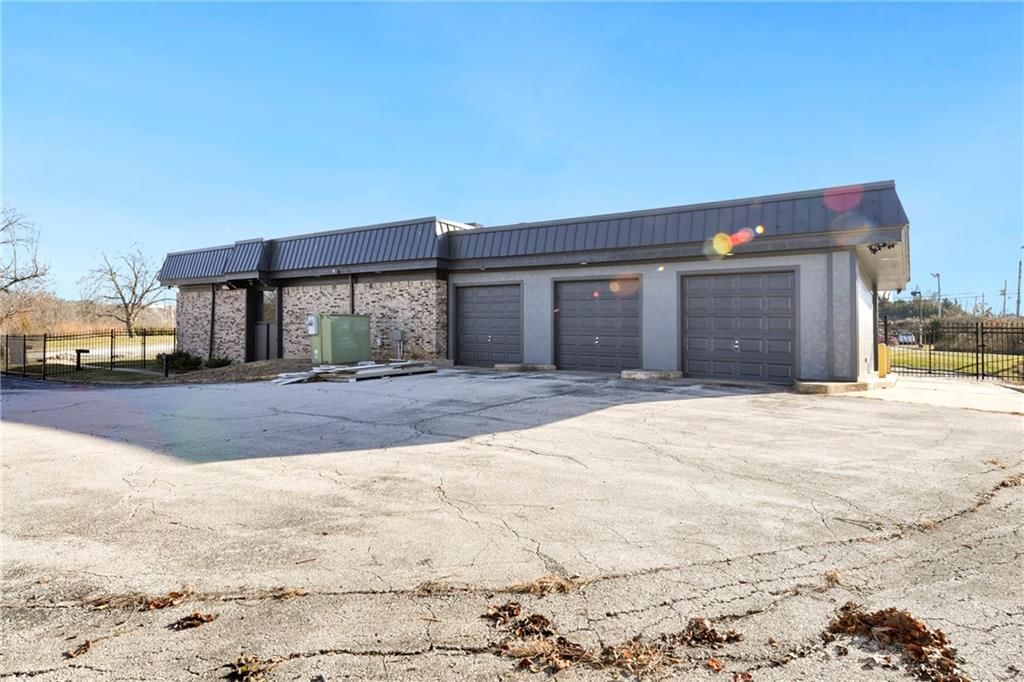 3400 E Red Bridge Road — photo 29