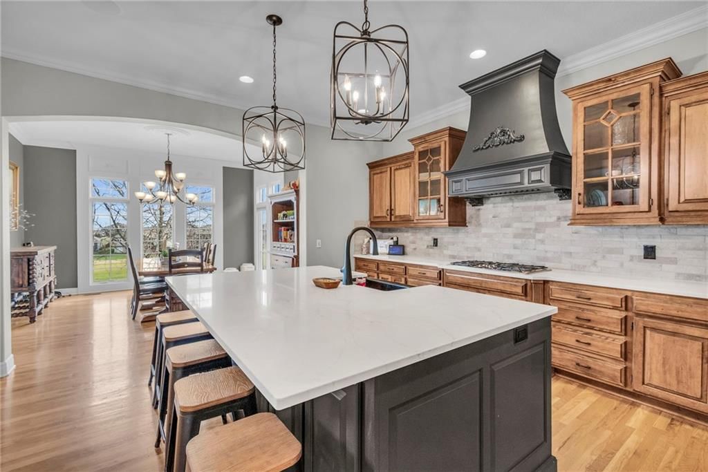 10521 N Garfield Avenue — photo 17