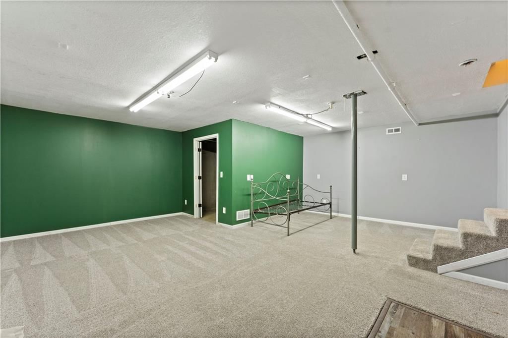104 S Vine Street — photo 20