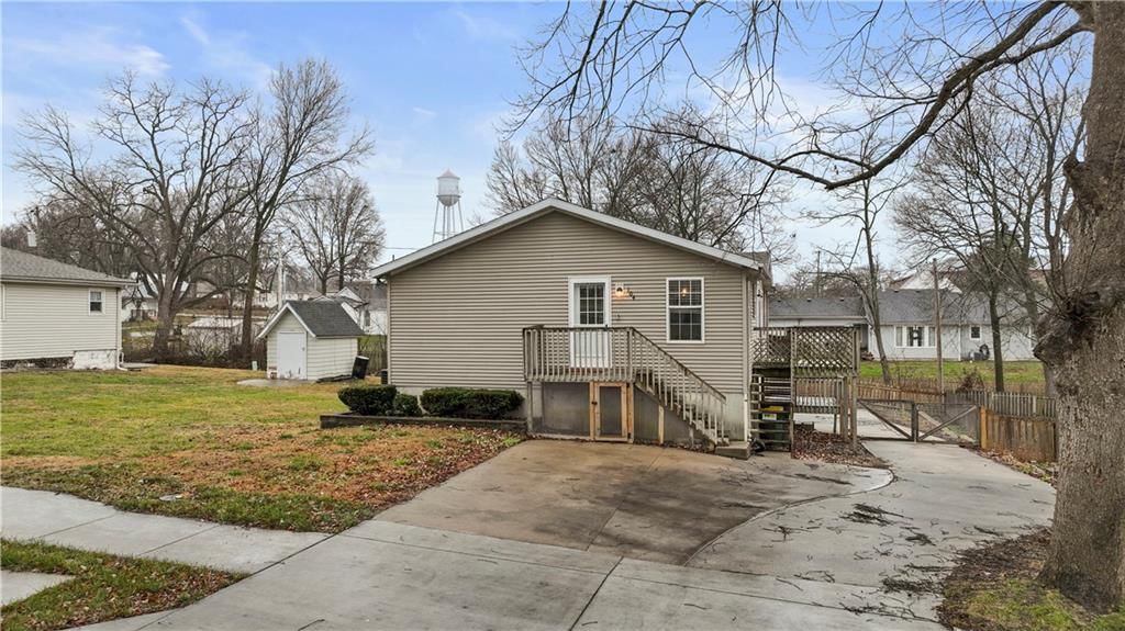 104 S Vine Street — photo 29