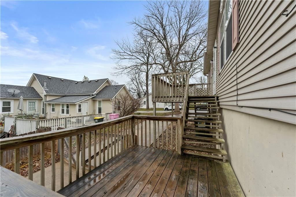 104 S Vine Street — photo 37