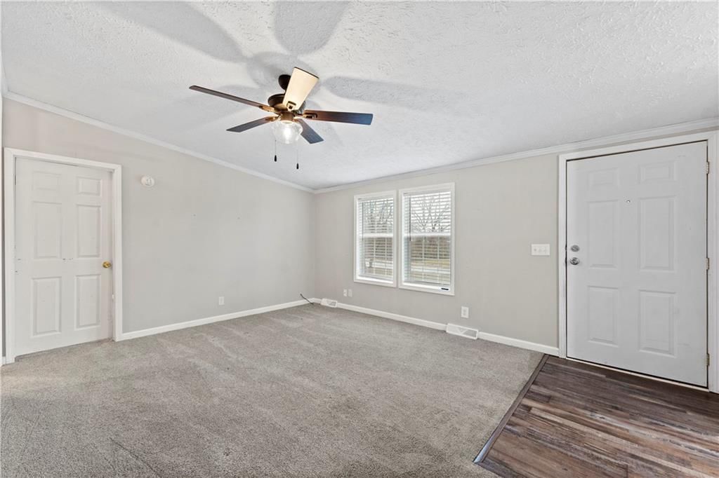 104 S Vine Street — photo 6