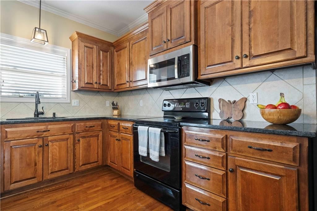 11015 N Brooklyn Avenue — photo 14