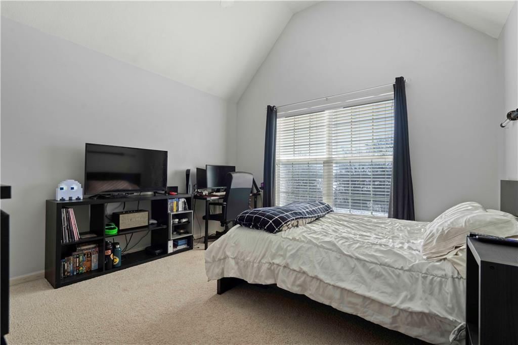 11015 N Brooklyn Avenue — photo 25