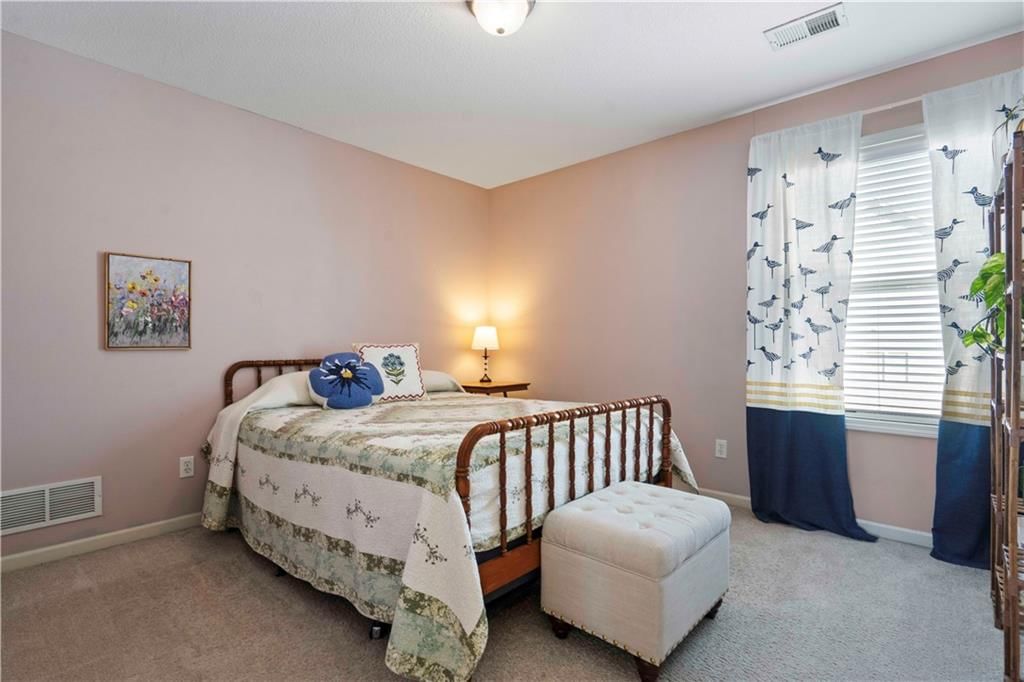 11015 N Brooklyn Avenue — photo 27