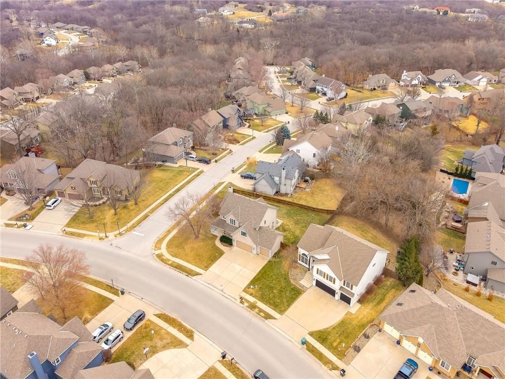 6285 N Nevada Avenue — photo 46