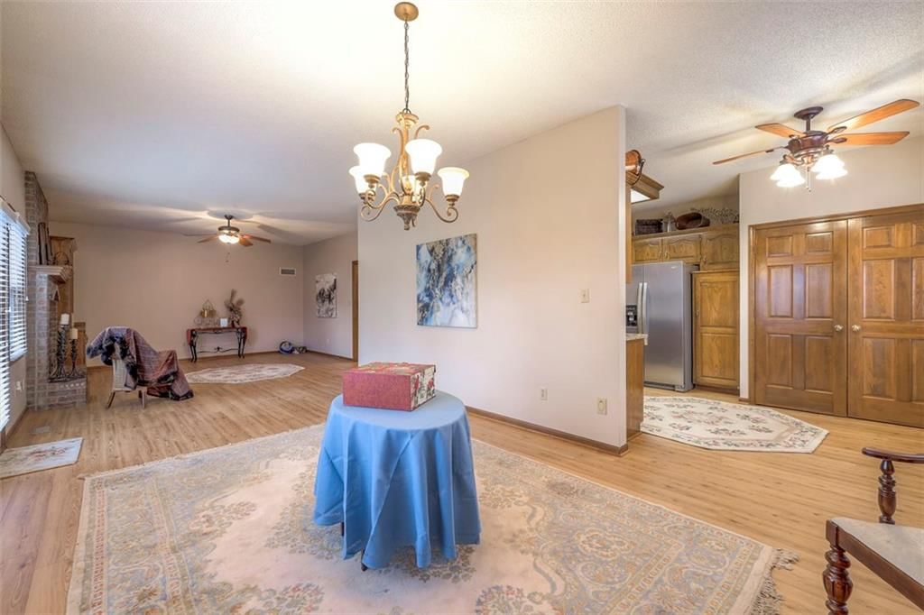 2437 NW Windwood Drive — photo 13