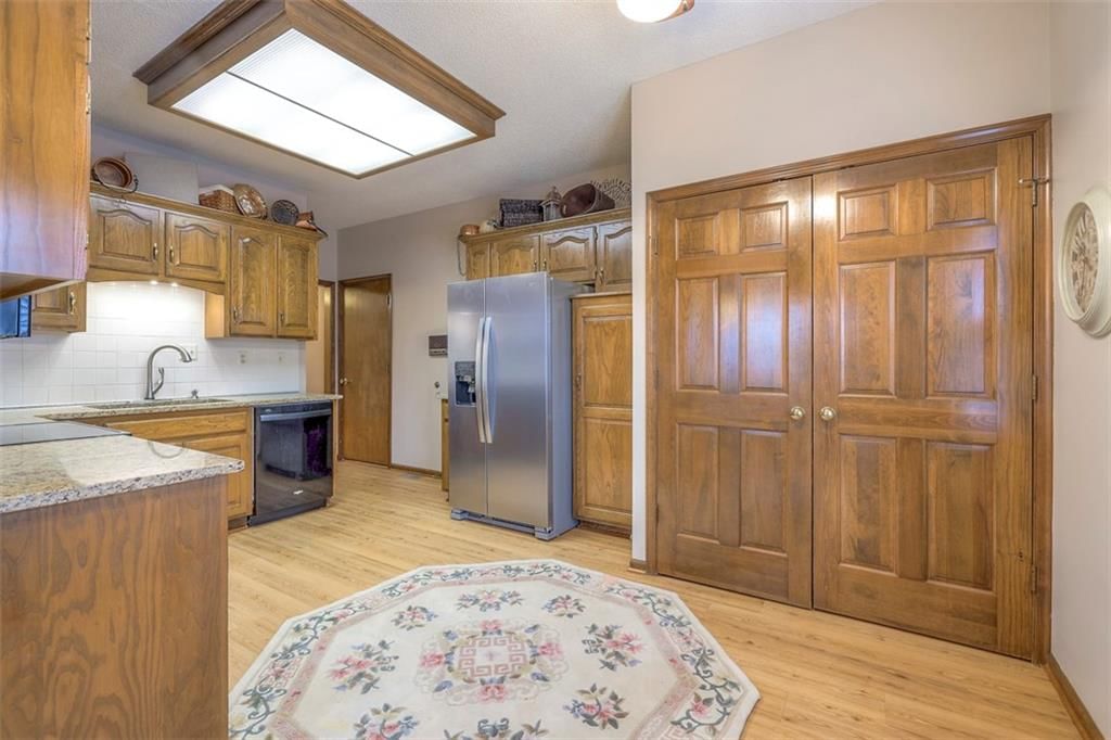 2437 NW Windwood Drive — photo 16