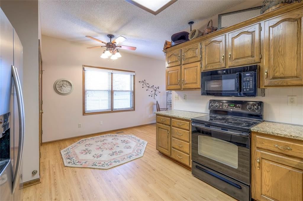 2437 NW Windwood Drive — photo 23