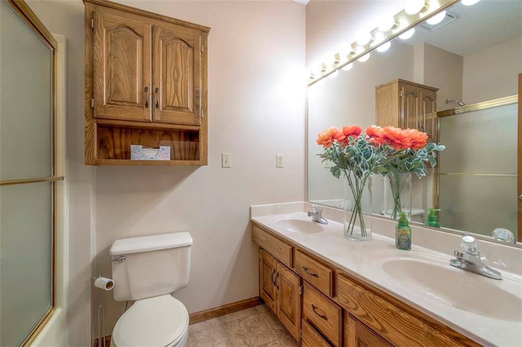 2437 NW Windwood Drive — photo 30