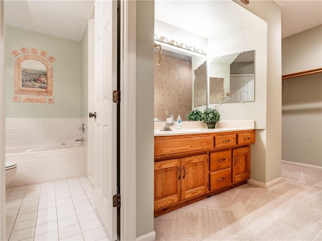 4 Antilles Drive — photo 16