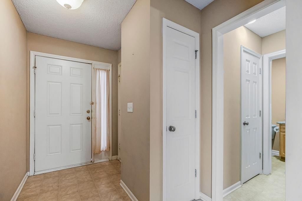 13000 EVERETT Court — photo 11