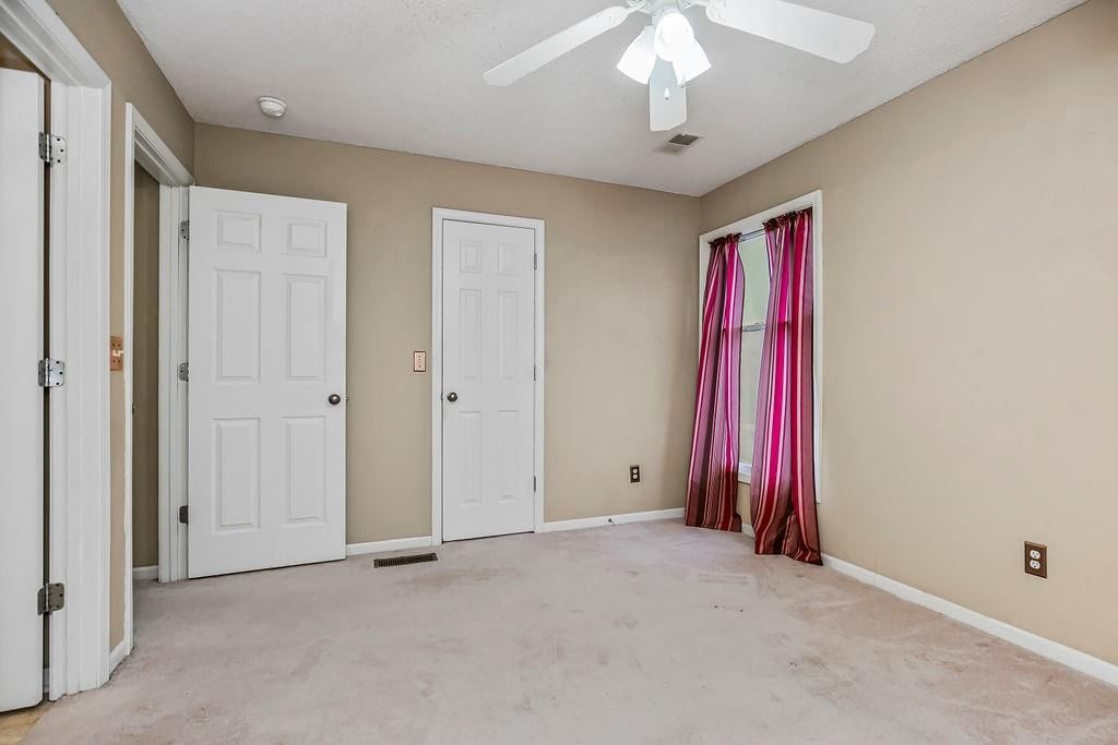 13000 EVERETT Court — photo 13