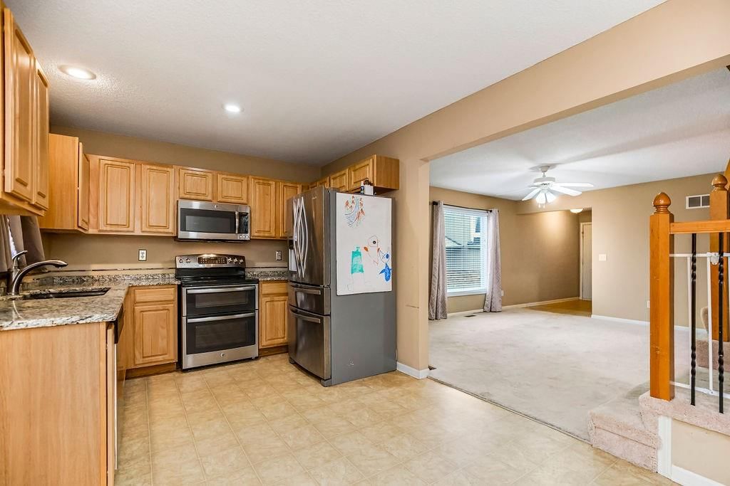 13000 EVERETT Court — photo 8