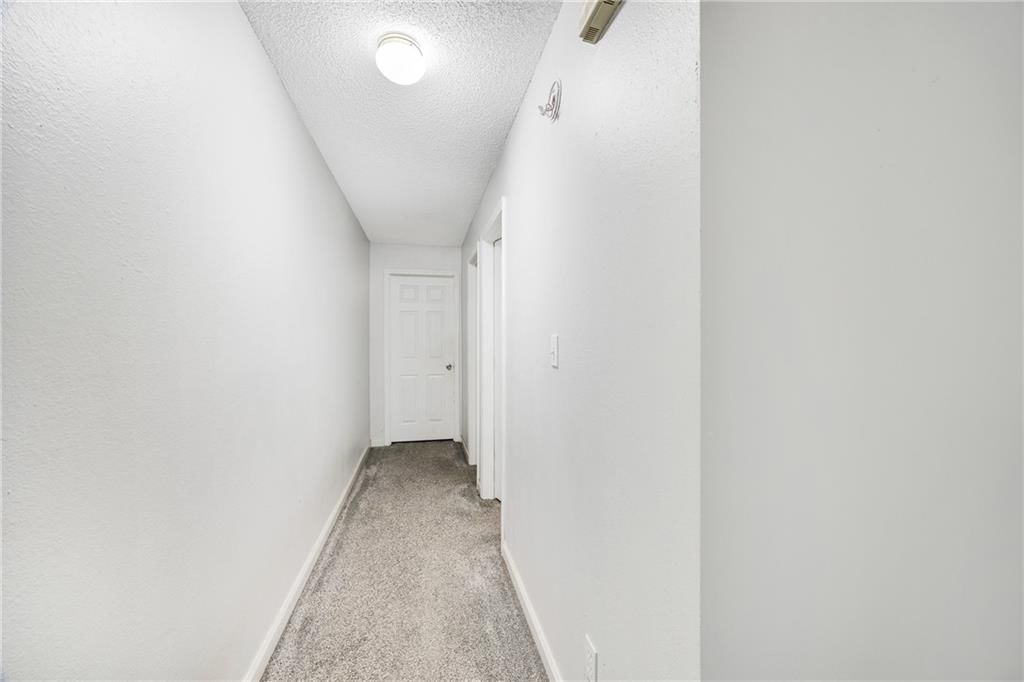 2119 HIGHRIDGE Drive — photo 10
