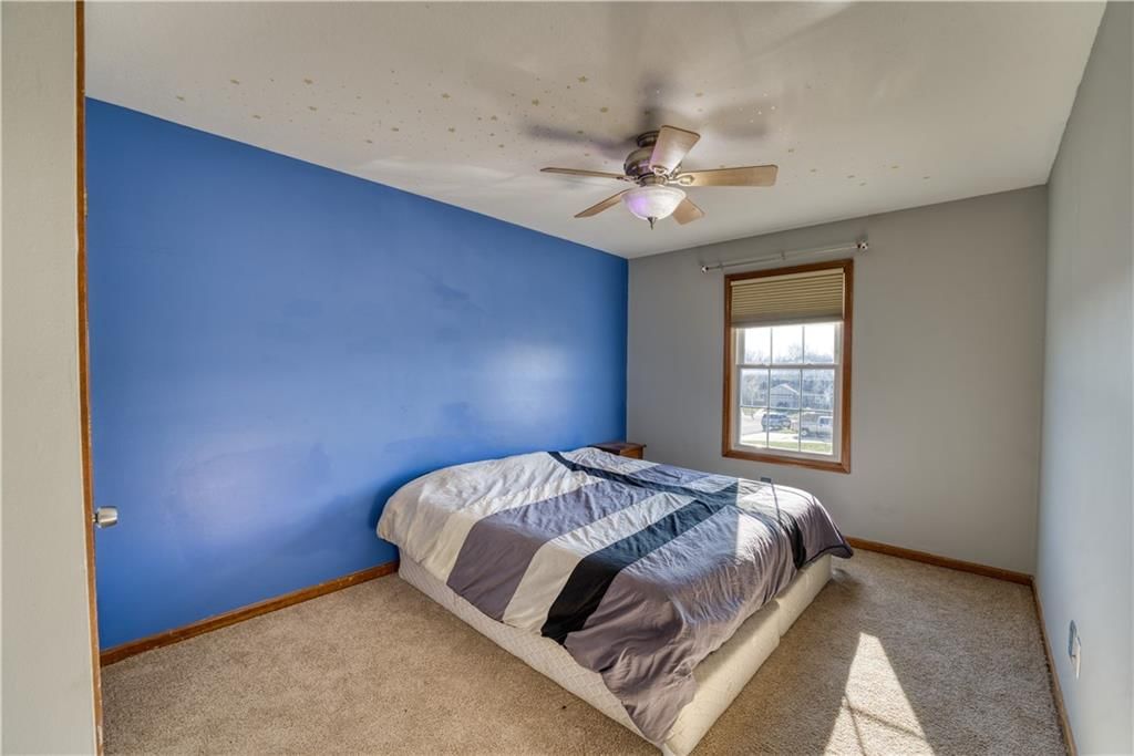 704 NE Hunters Ridge Street — photo 12