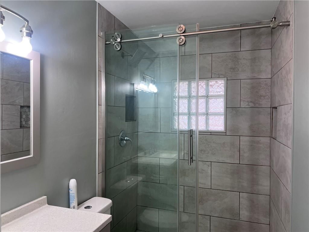 1870 N 36th Street — photo 25