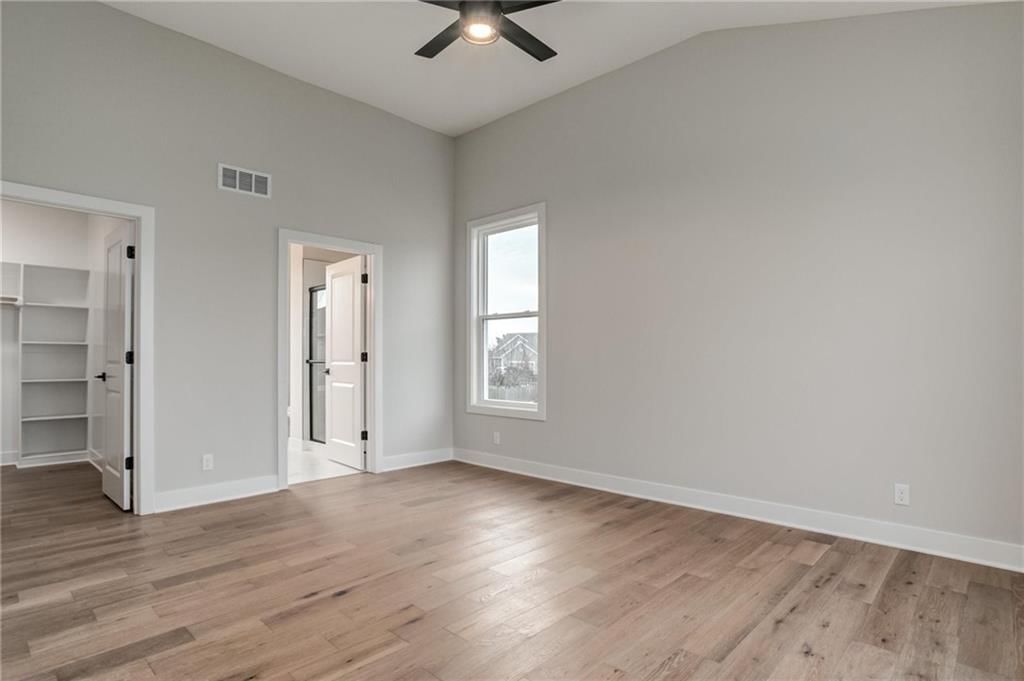 22450 S Jefferson Street — photo 12
